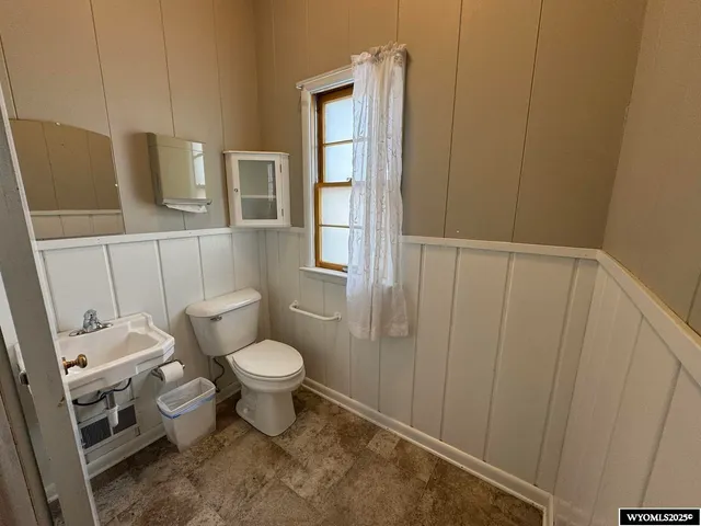 $299,000 | 402 South 7th Street East, Riverton, WY 82501