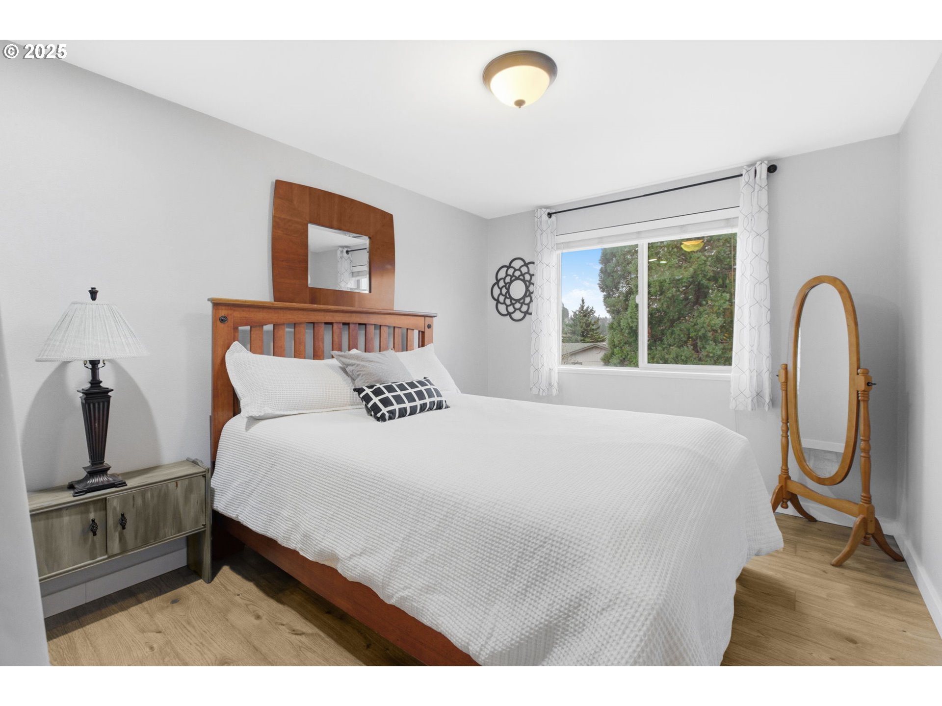 353 72nd Street Springfield, OR 97478 - Photo 26 of 44