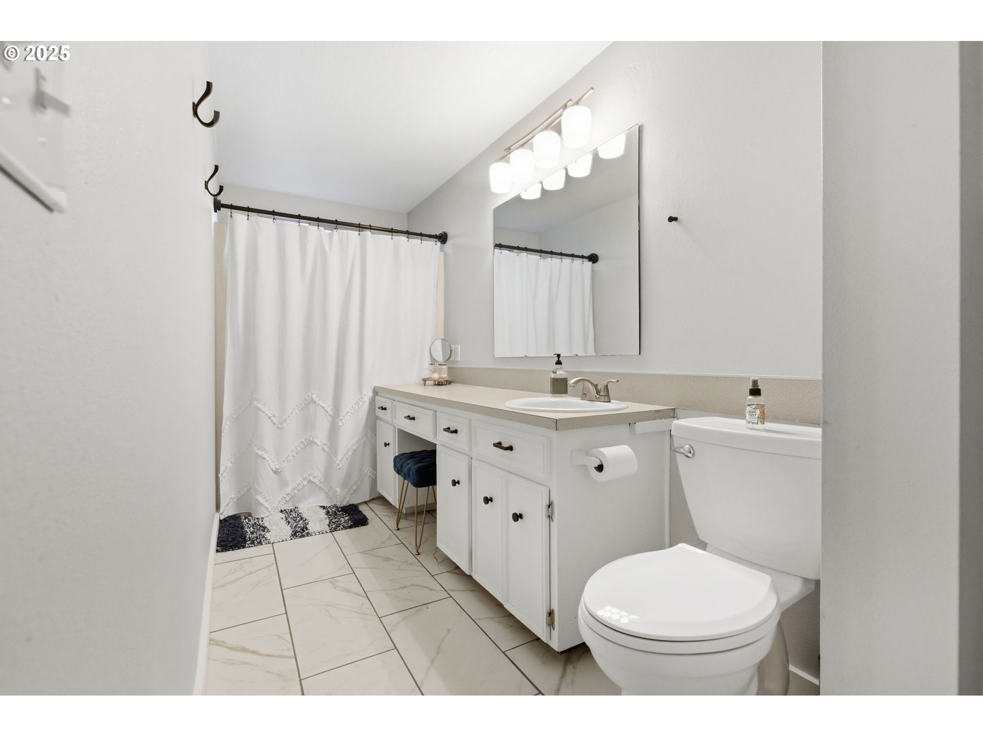 353 72nd Street Springfield, OR 97478 - Photo 28 of 44