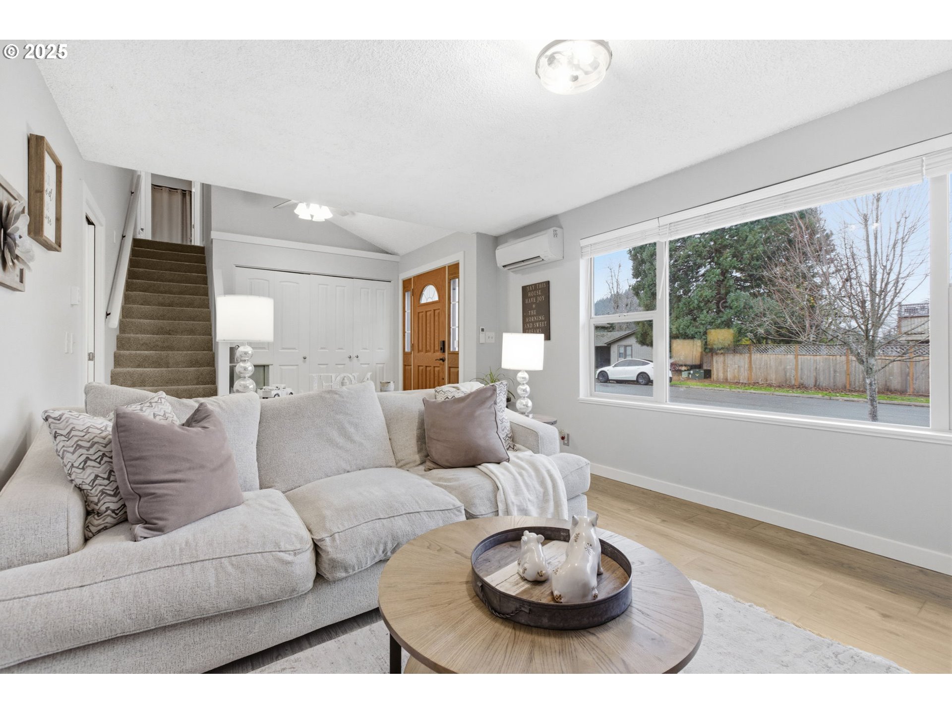 353 72nd Street Springfield, OR 97478 - Photo 9 of 44