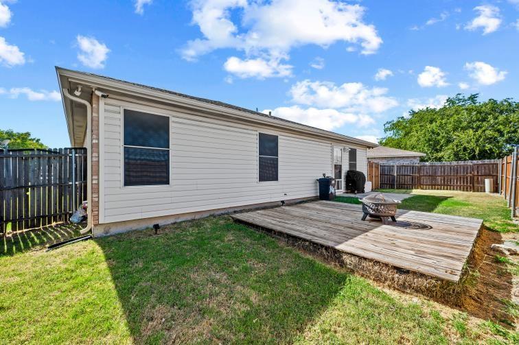 8721 Hunters Point Way Fort Worth, TX 76123 - Photo 24 of 25 Extended patio