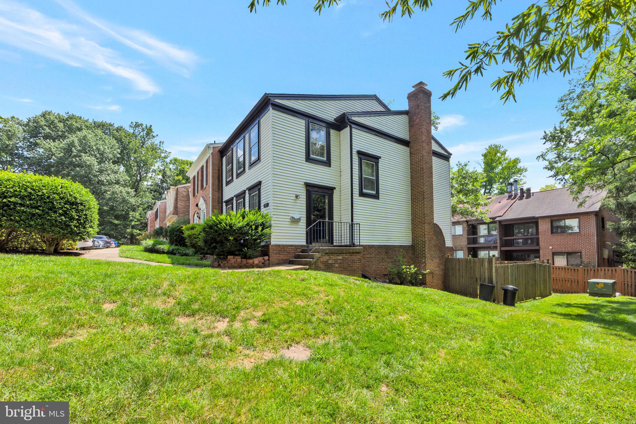 8809 Surveyors Place Springfield, VA 22152 - Photo 1 of 25