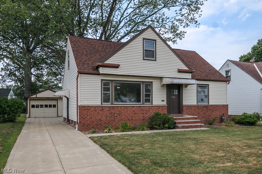 728 Pendley Road Willowick, OH 44095 - Photo 1 of 18 Gallery Image 1