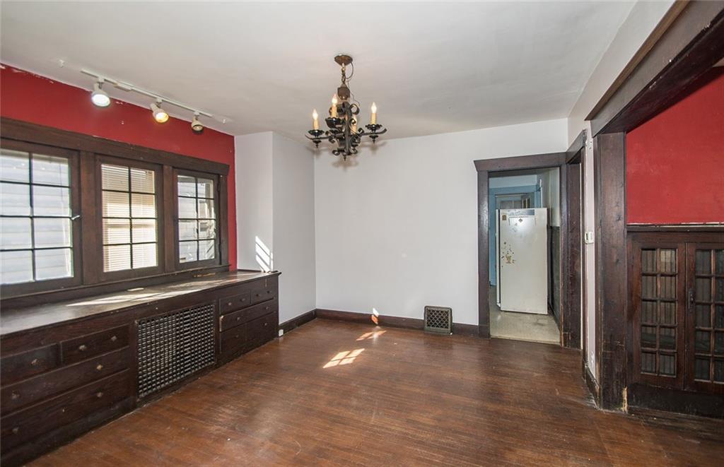 38 North Kenmore Road Indianapolis, IN 46219 - Photo 13 of 43 Gallery Image 13