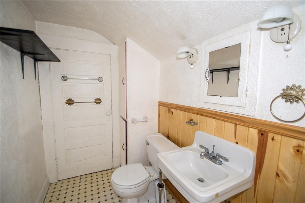 38 North Kenmore Road Indianapolis, IN 46219 - Photo 38 of 43 Gallery Image 38