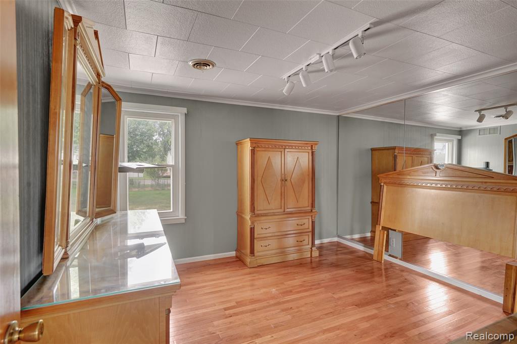 4901 Pointe Tremble Road Algonac, MI 48001 - Photo 17 of 45