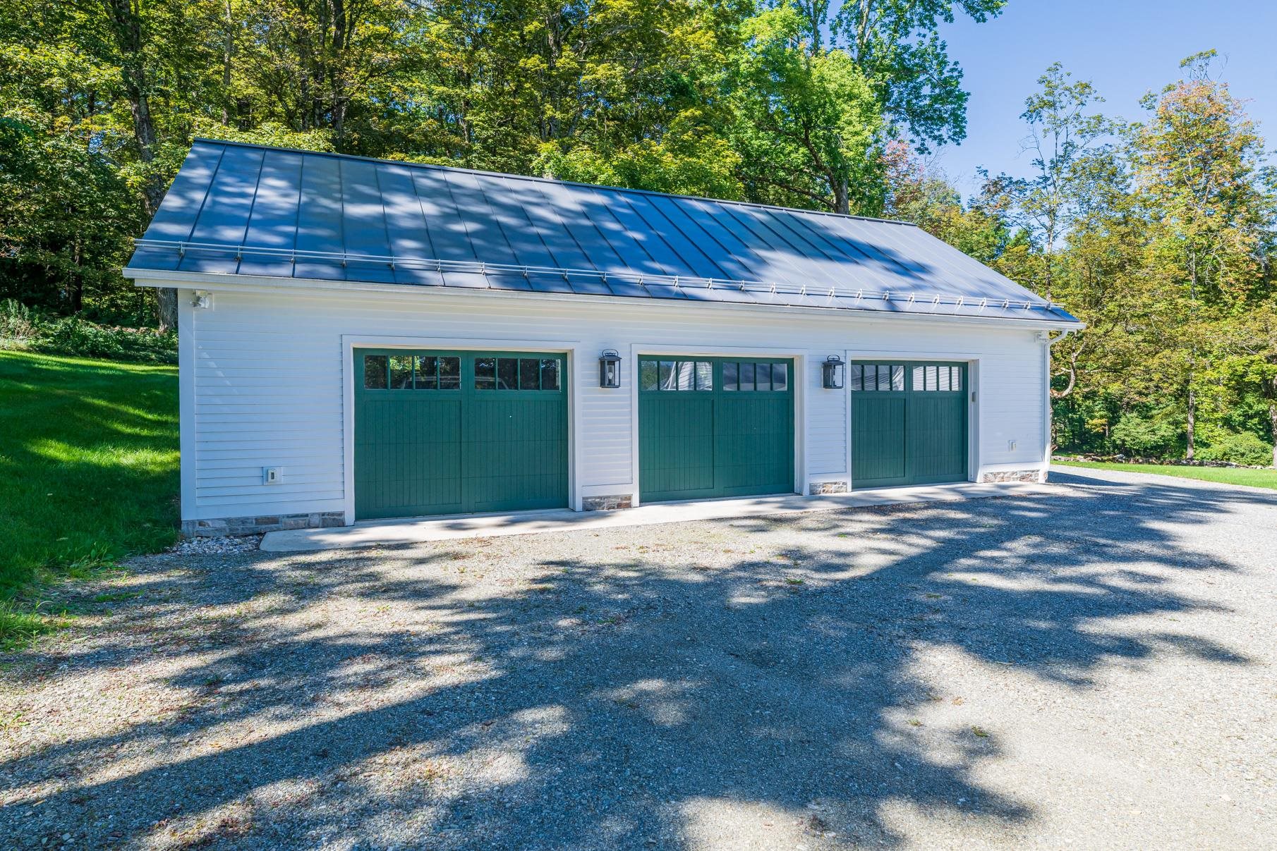 209 Jack Cross Road Shaftsbury, VT 05262 - Photo 3 of 48 Gallery Image 3