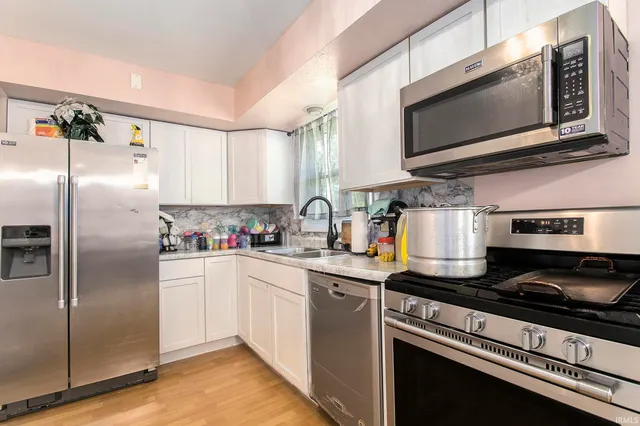 $269,000 | 22979 Elm Drive, Elkhart, IN 46516