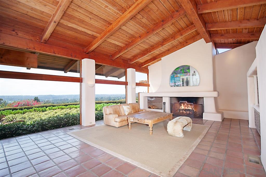 17279 Circa Oriente Rancho Santa Fe, CA 92067 - Photo 5 of 25