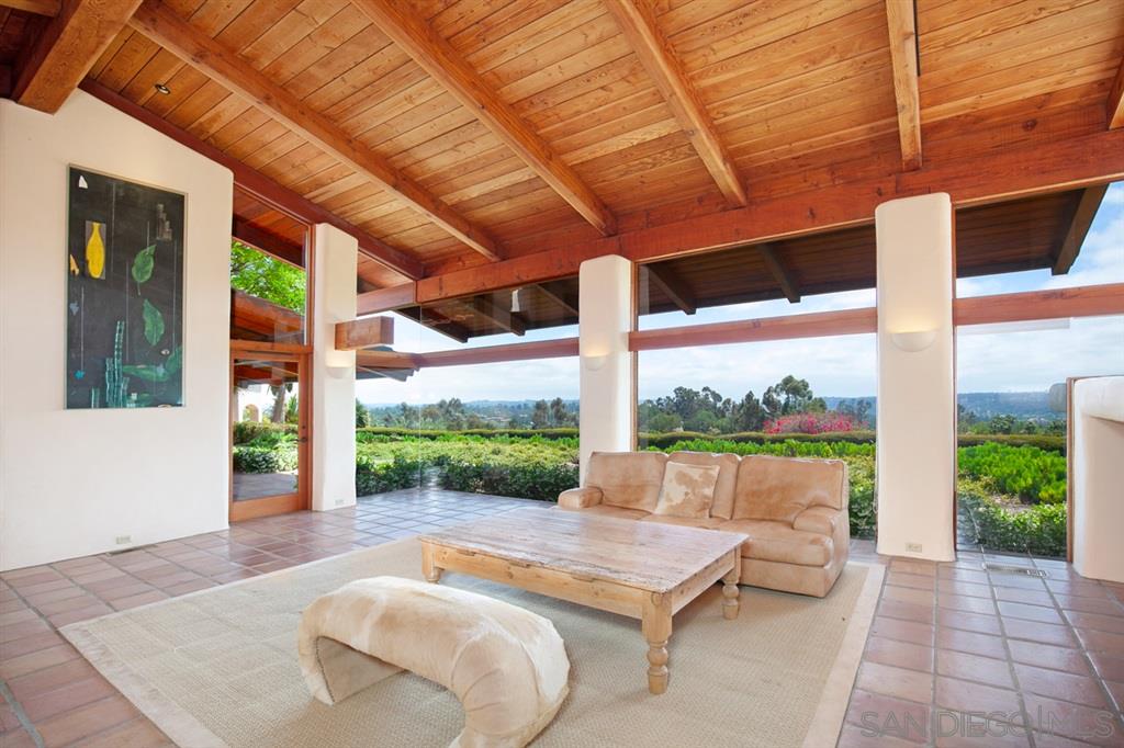 17279 Circa Oriente Rancho Santa Fe, CA 92067 - Photo 6 of 25