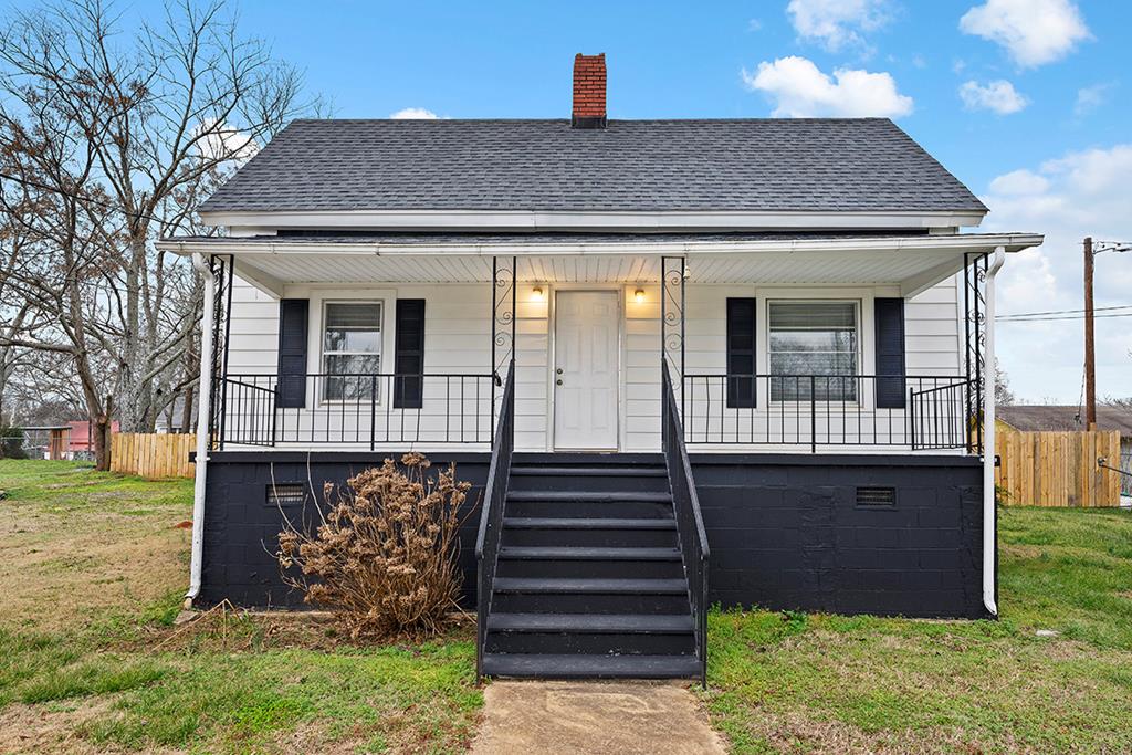 18 Finley Street Pelzer, SC 29669 - Photo 1 of 12