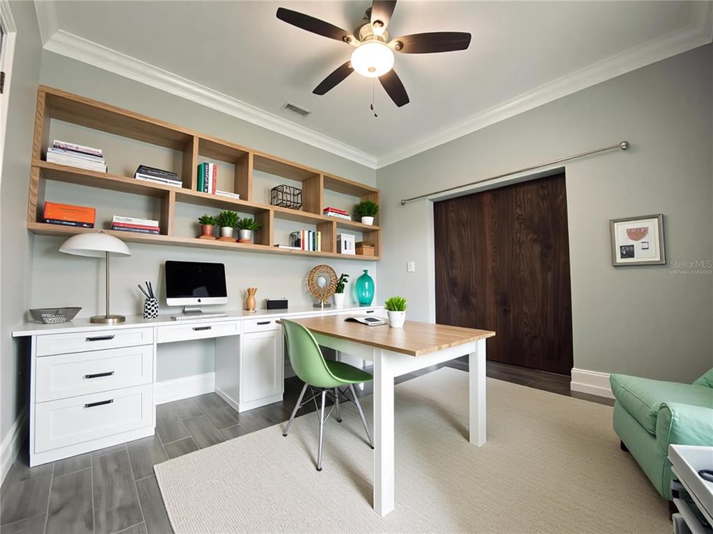11802 Shadow Run Boulevard Riverview, FL 33569 - Photo 35 of 51 a workspace with furniture