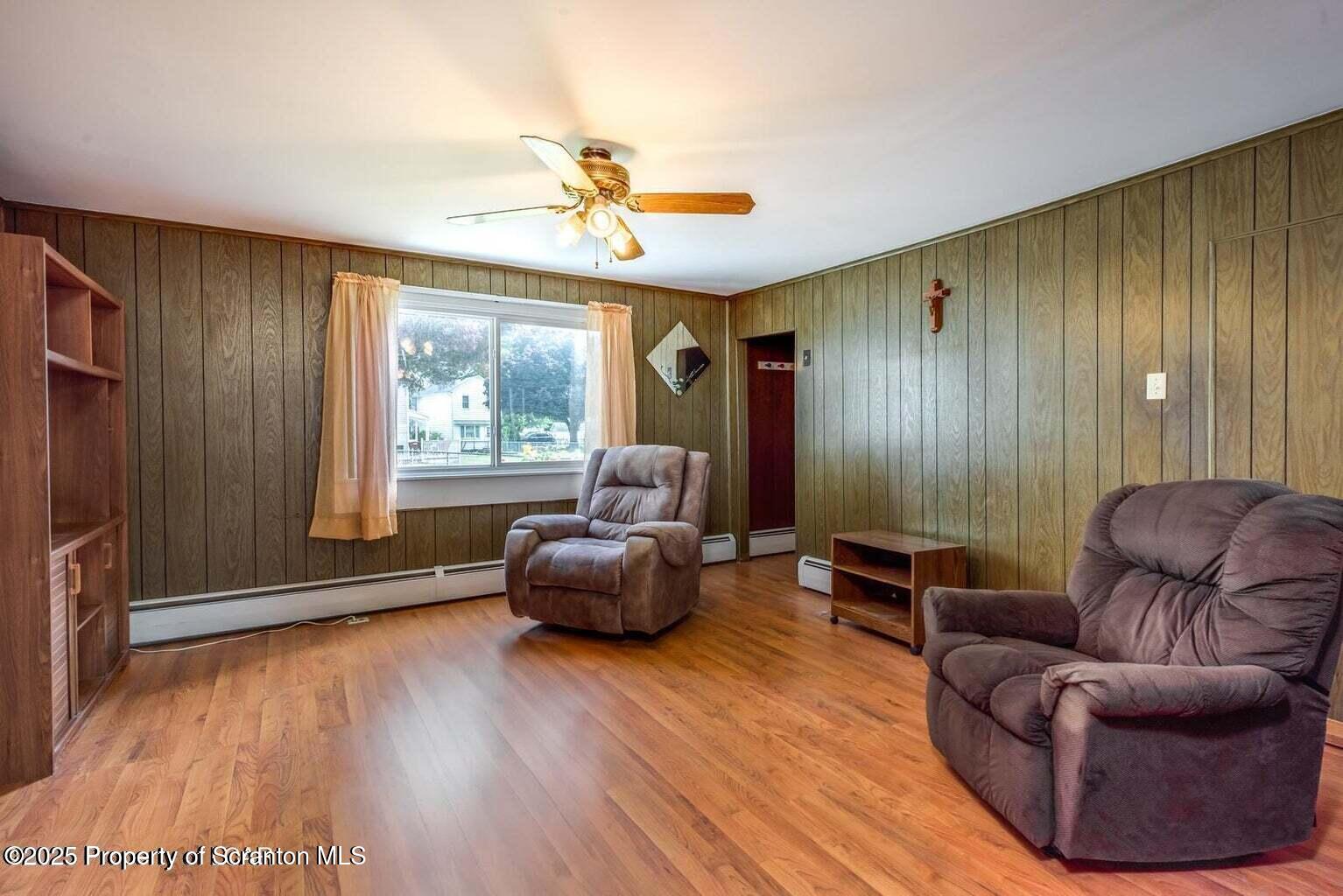121 Cedar Street Exeter, PA 18643 - Photo 3 of 5 20250521140917452760000000-o