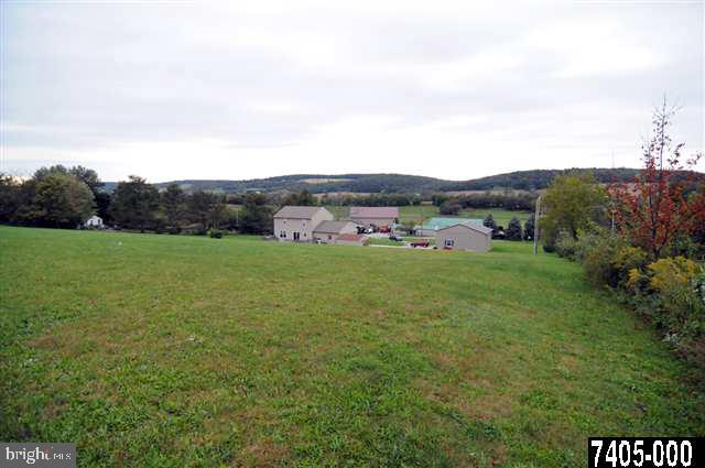 6832 Simpson Road Glen Rock, PA 17327 - Photo 7 of 21 Gallery Image 7