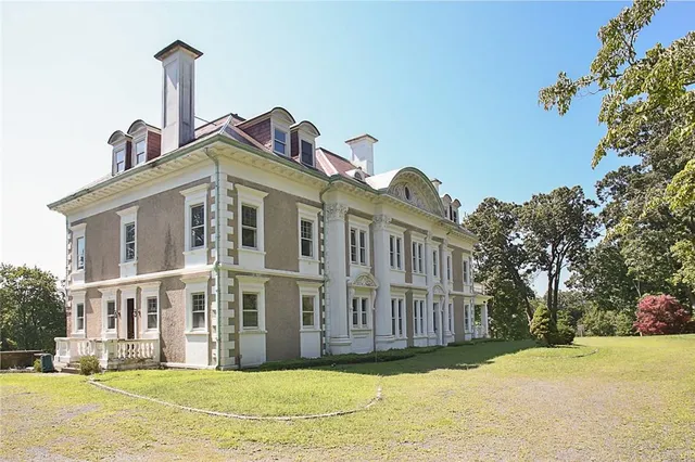 $1,775,000 | 118 Tower Hill Road West, Tuxedo Park, NY 10987