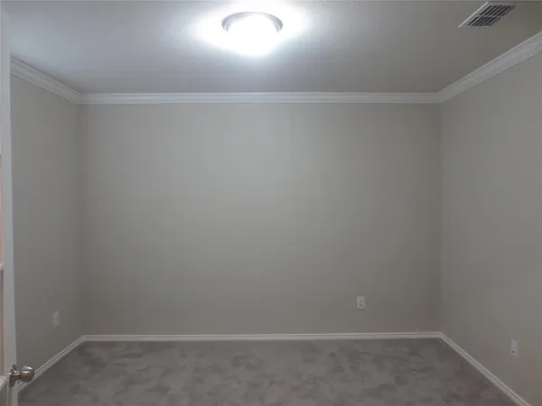 a view of empty room with window