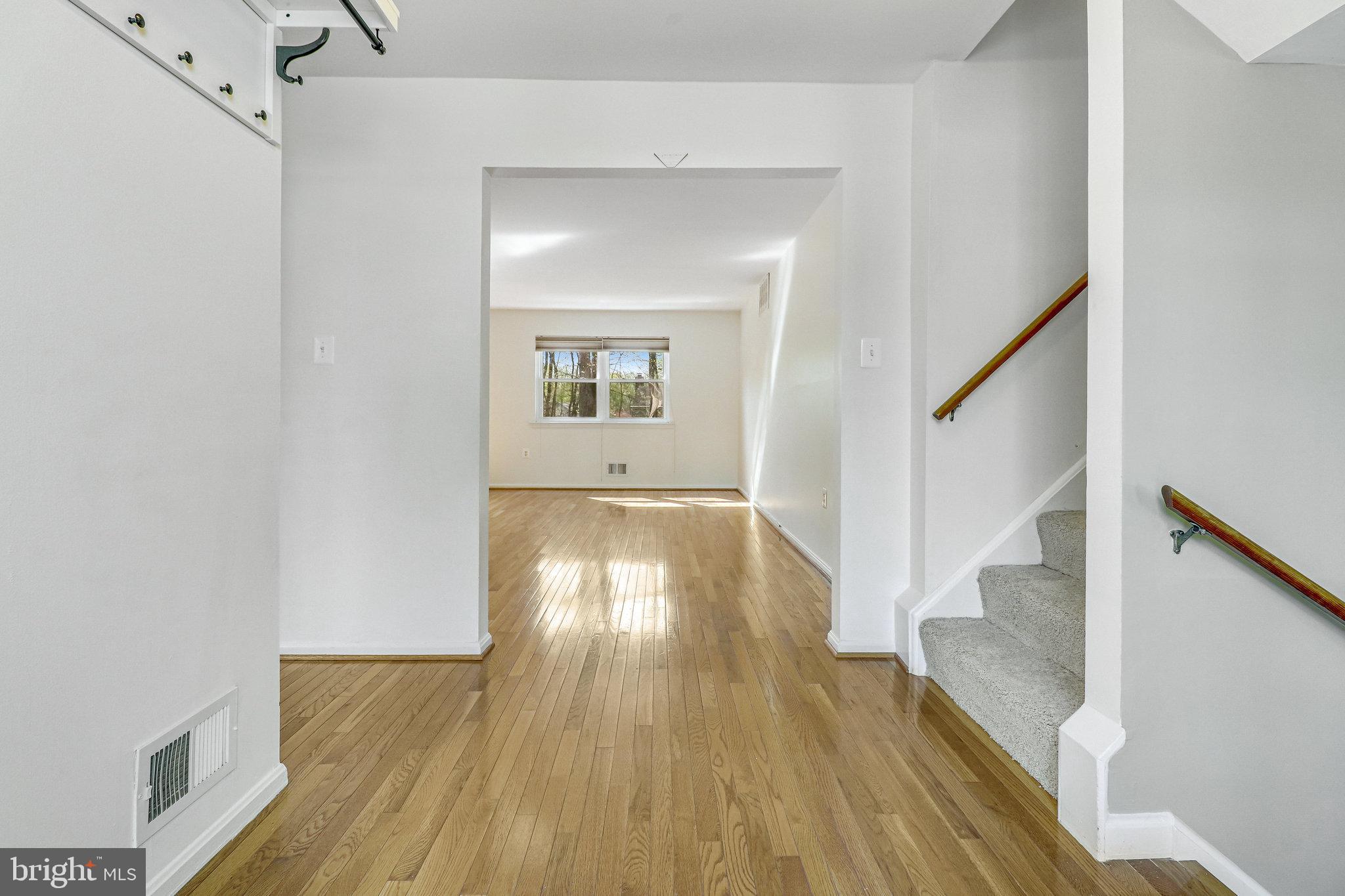 9088 Brook Ford Road Burke, VA 22015 - Photo 45 of 72 Gallery Image 45