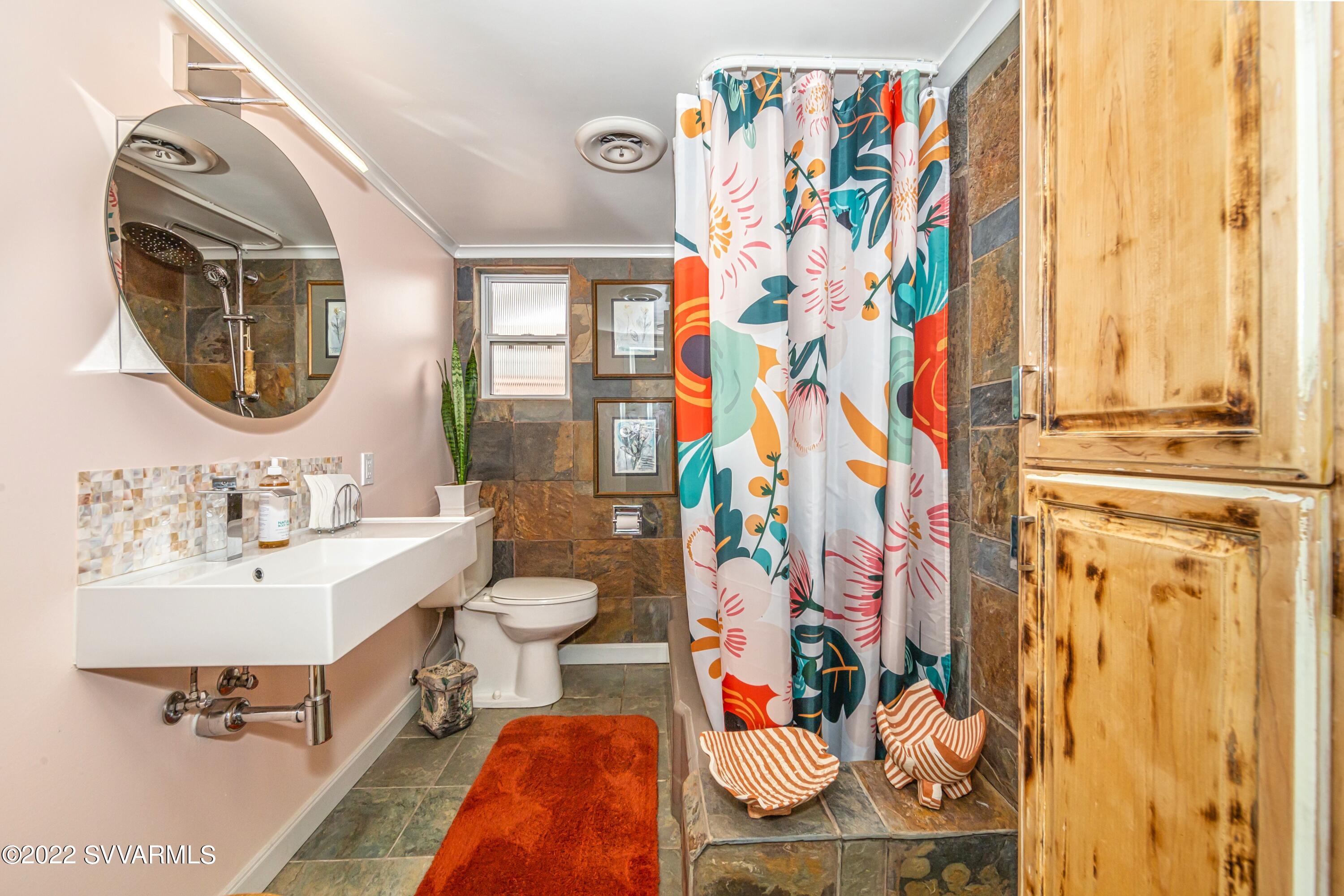 55 Abbott Road Sedona, AZ 86336 - Photo 26 of 36 031_Bathroom