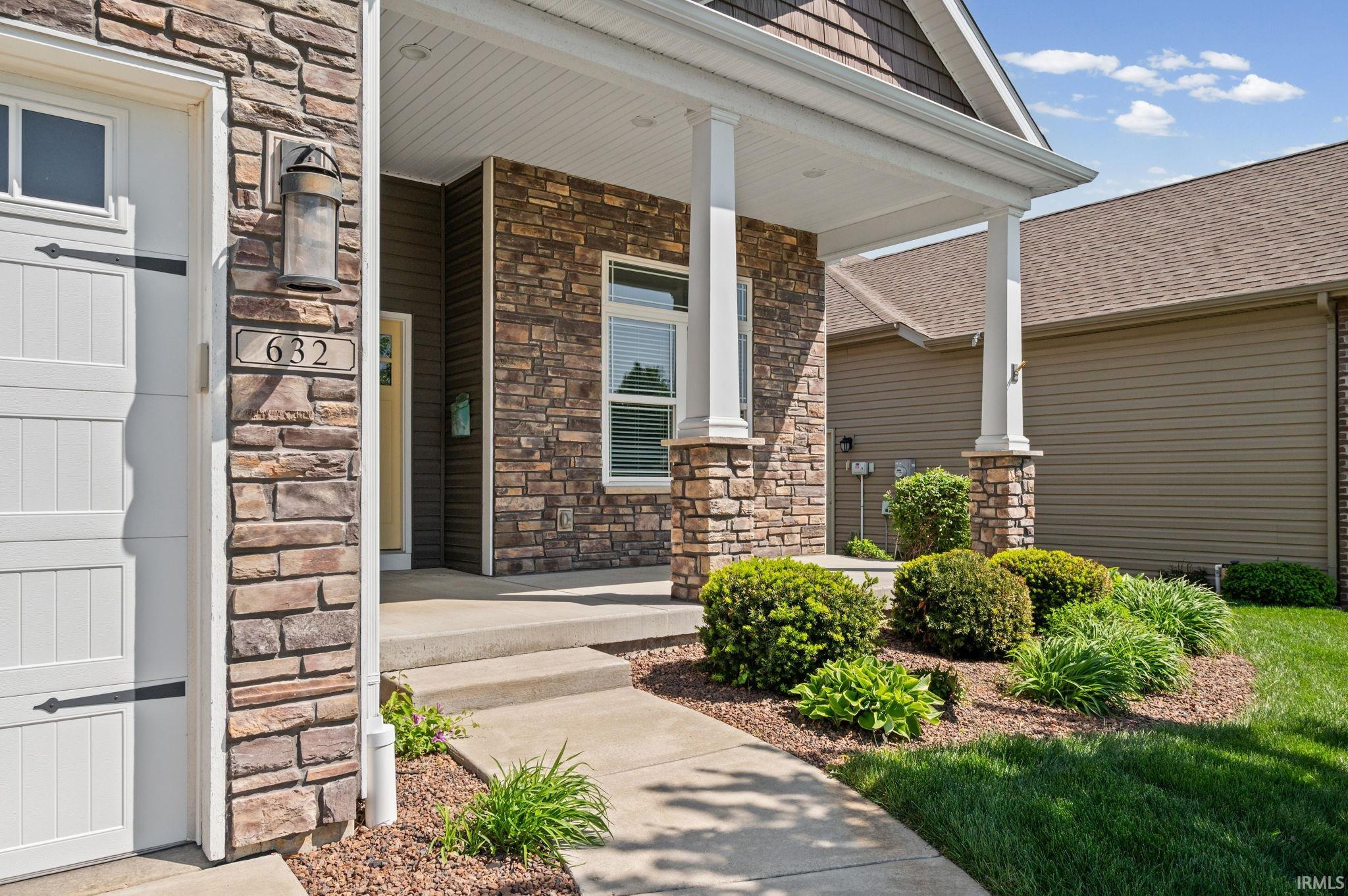 632 Spinnaker Trace Lafayette, IN 47909 - Photo 2 of 34