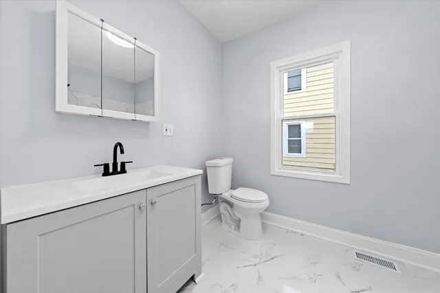 $219,900 | 3333 Halsted Street, Steger, IL 60475