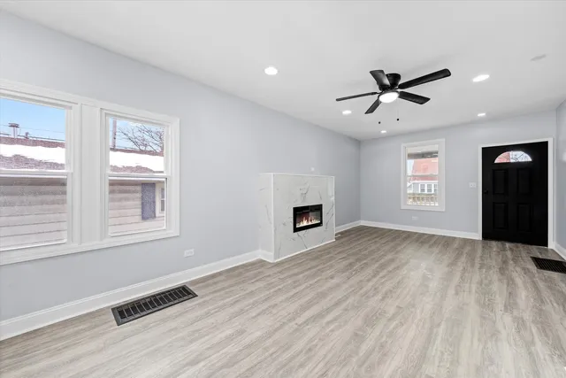 $219,900 | 3333 Halsted Street, Steger, IL 60475