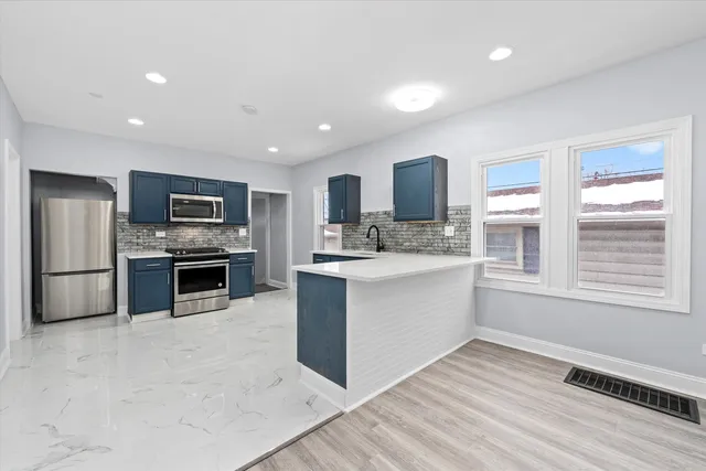 $219,900 | 3333 Halsted Street, Steger, IL 60475