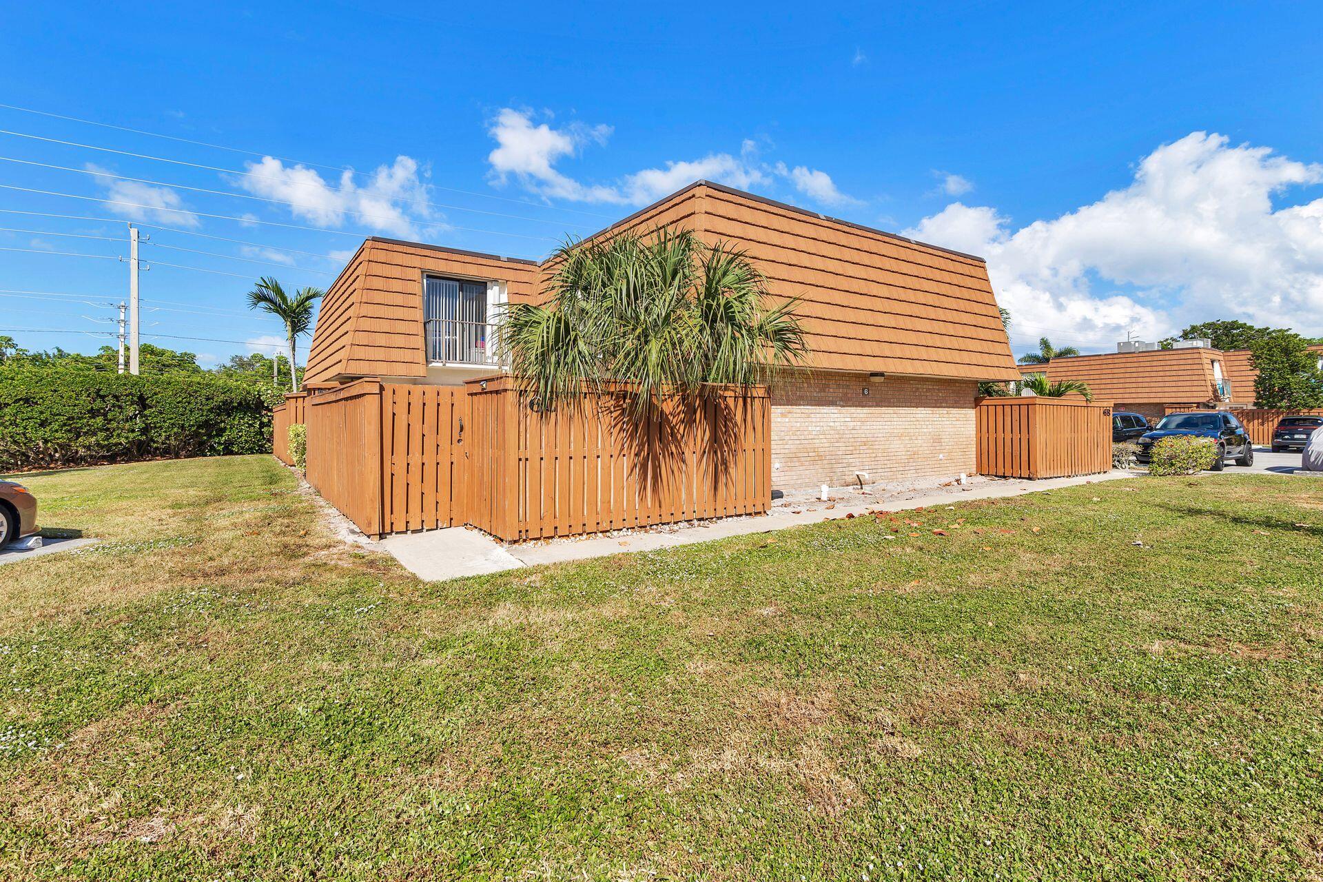 3900 County Line Road, Unit 6C Tequesta, FL 33469 - Photo 1 of 26 2