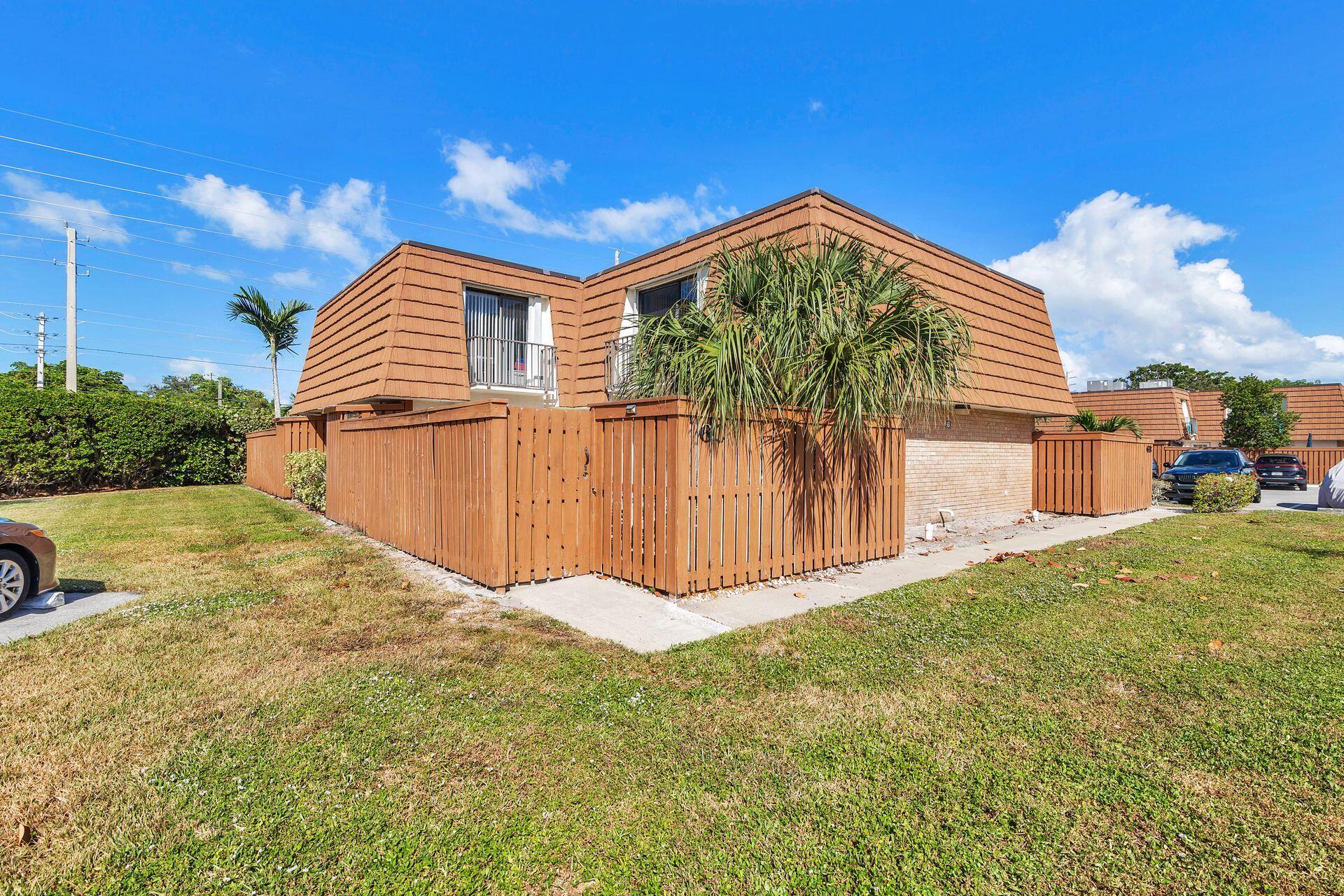 3900 County Line Road, Unit 6C Tequesta, FL 33469 - Photo 3 of 26 1