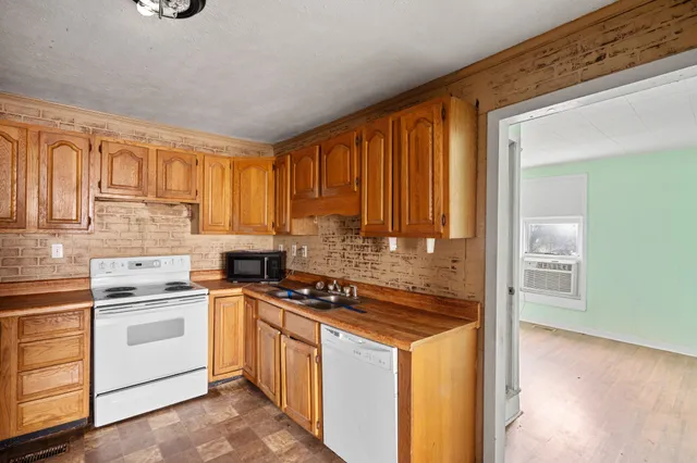 $167,500 | 699 Oak Street, Lafayette, TN 37083