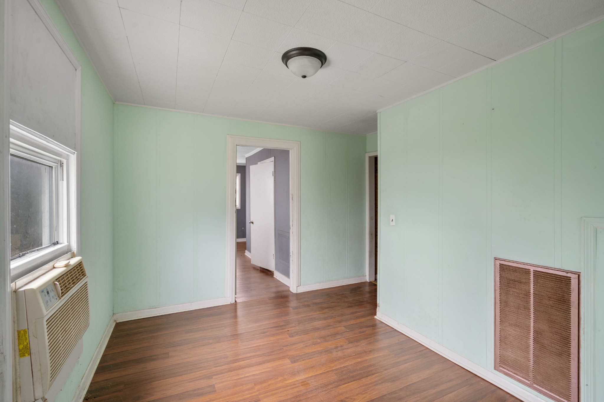 699 Oak Street Lafayette, TN 37083 - Photo 7 of 22