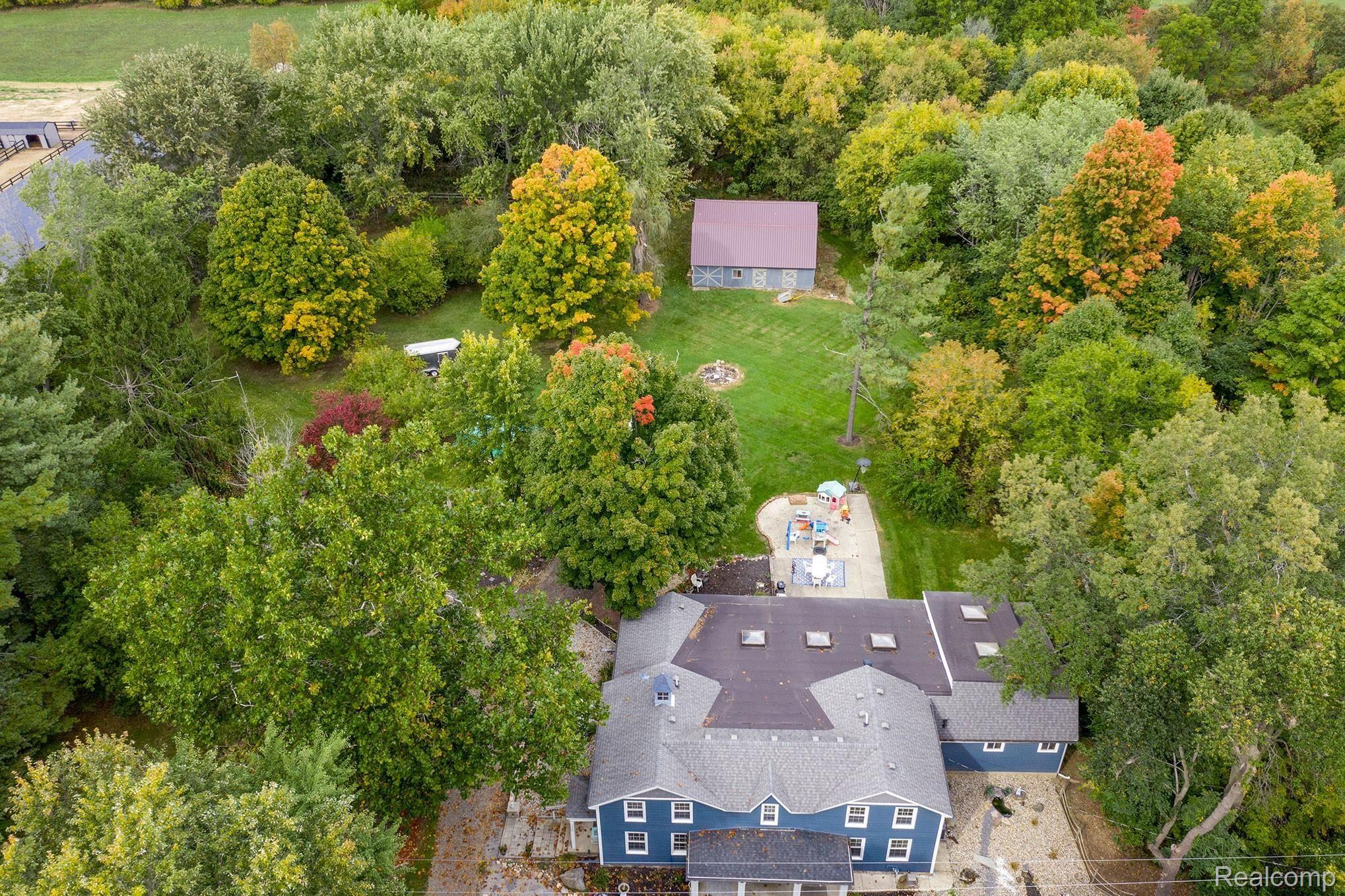 3630 Lone Tree Road Milford, MI 48380 - Photo 6 of 33 DJI_0549 - Copy.jpg