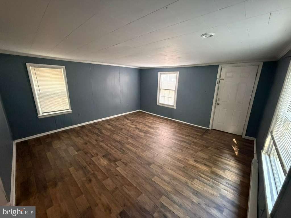 308 South Raleigh Street Martinsburg, WV 25401 - Photo 10 of 21
