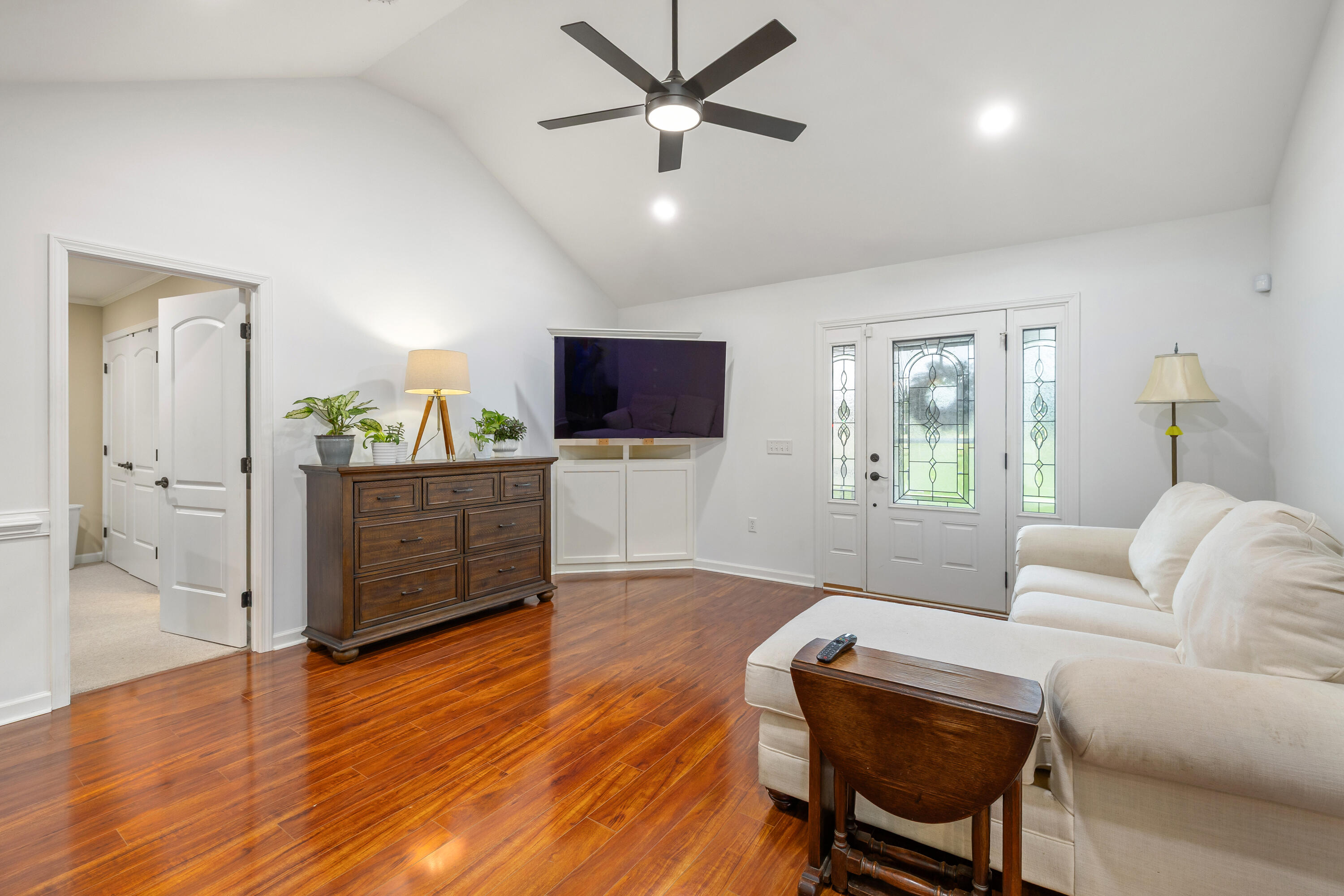 2985 Thadsfarm Road Sumter, SC 29153 - Photo 7 of 83 60