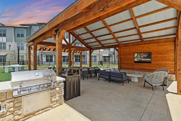 $1,349 | 9301 Brewer Boulevard, Unit 7303, Fort Worth, TX 76123