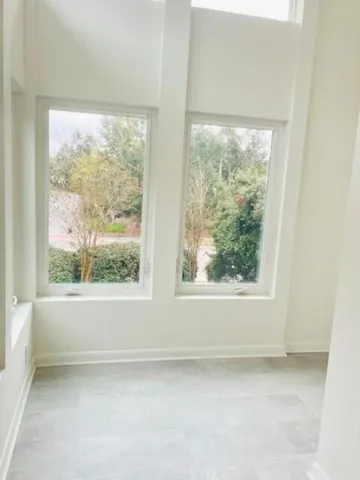 $2,500 | 276 Alexandra Drive, Unit 12, Mount Pleasant, SC 29464