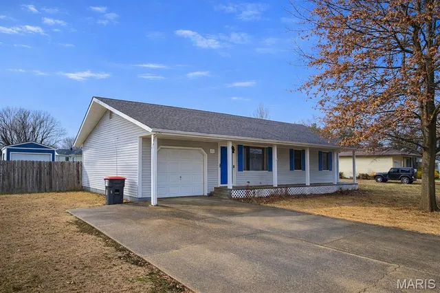 $135,000 | 121 North Tilley Street, Advance, MO 63730