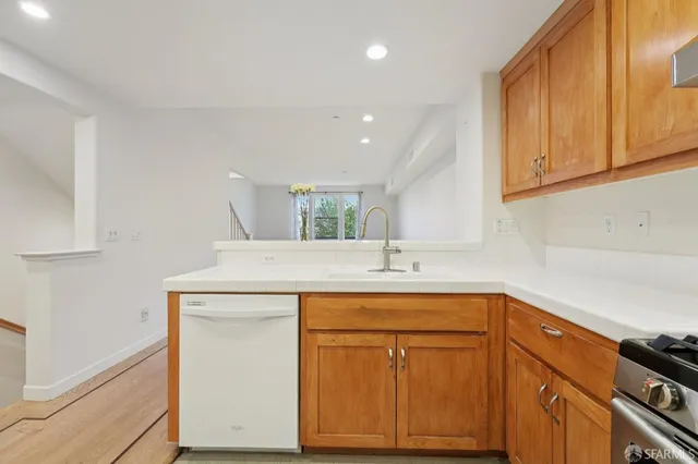 $527,515 | 104 Diamond Cove Terrace, San Francisco, CA 94134