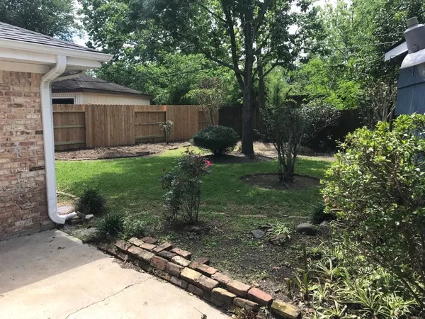 $2,350 | 6011 Arboles Drive, Houston, TX 77035