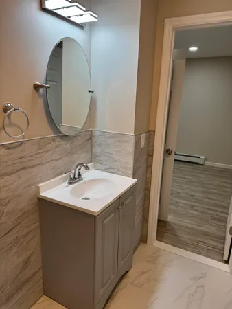 $2,950 | 7506 4th Avenue, Unit 2, North Bergen, NJ 07047