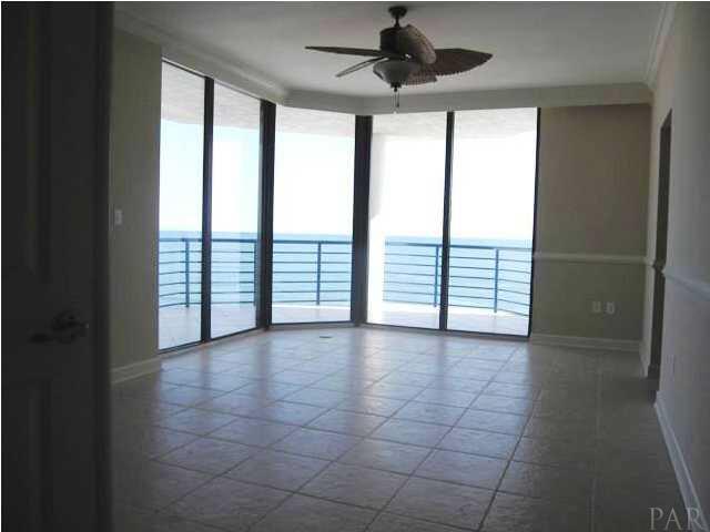 13335 Johnson Beach Road, Unit 802 Pensacola, FL 32507 - Photo 14 of 24 Guest suite bath.