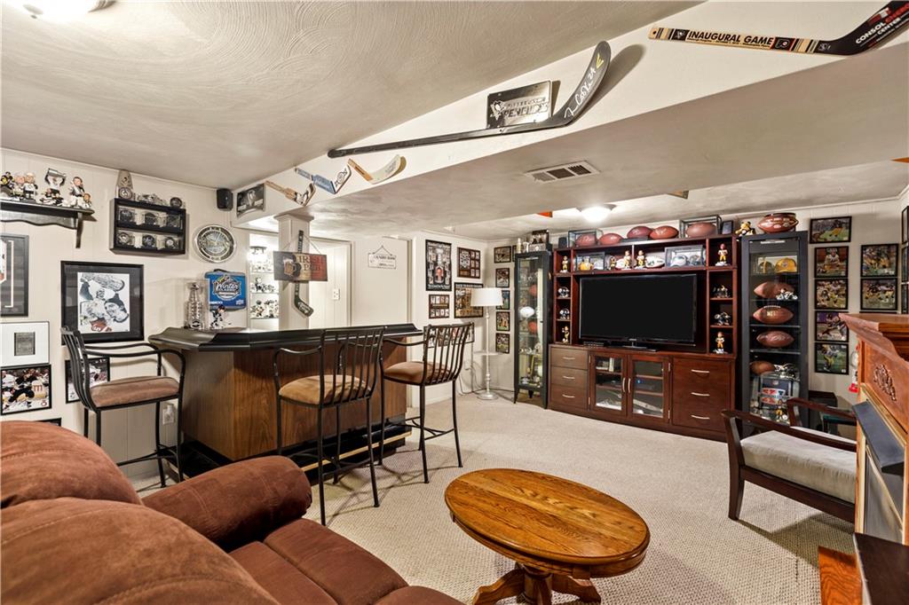 149 Jacks Run Road Pittsburgh, PA 15214 - Photo 21 of 24 Gallery Image 21