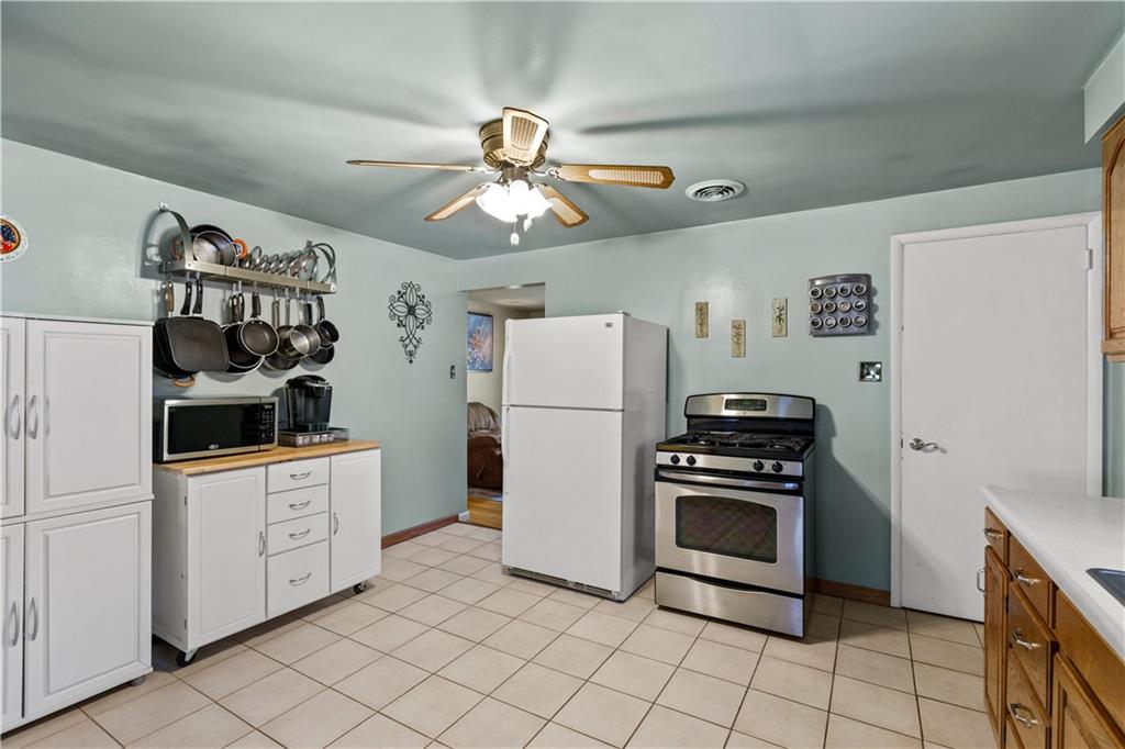149 Jacks Run Road Pittsburgh, PA 15214 - Photo 9 of 24 Gallery Image 9