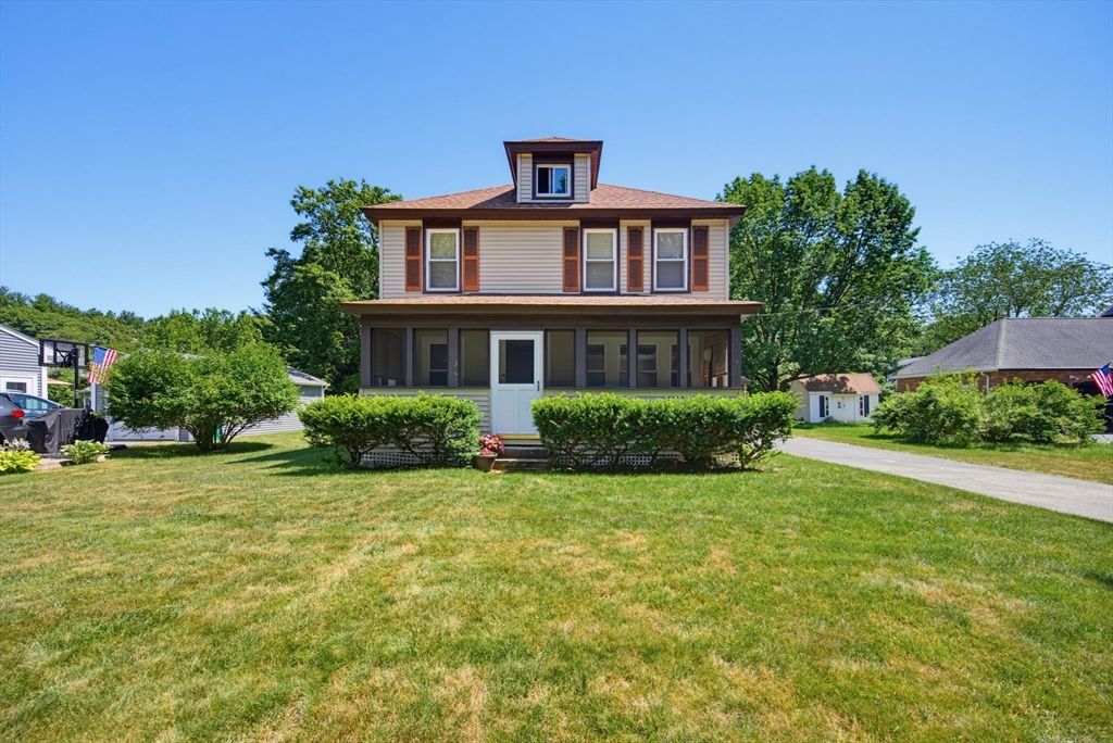 413 Goldthwaite Road Northbridge, MA 01588 - Photo 1 of 34