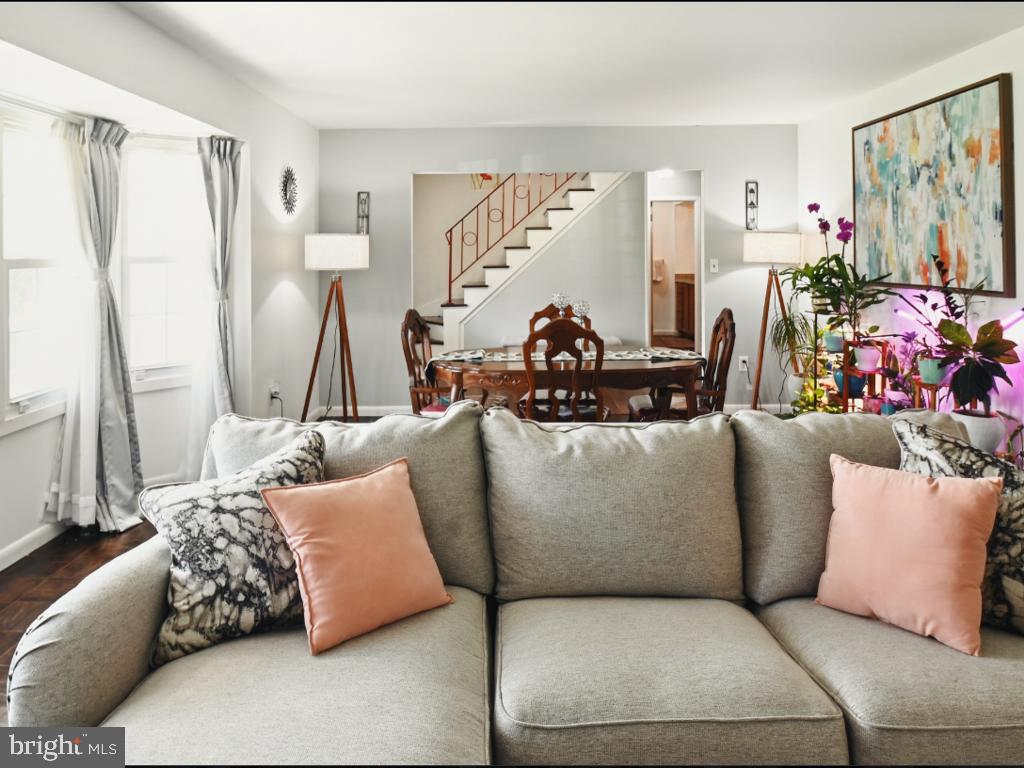 60 Windsor Lane Willingboro, NJ 08046 - Photo 35 of 58 a living room with furniture and a flat screen tv