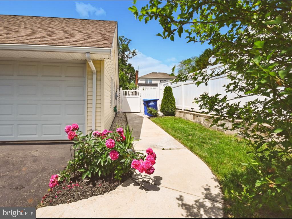 60 Windsor Lane Willingboro, NJ 08046 - Photo 8 of 58