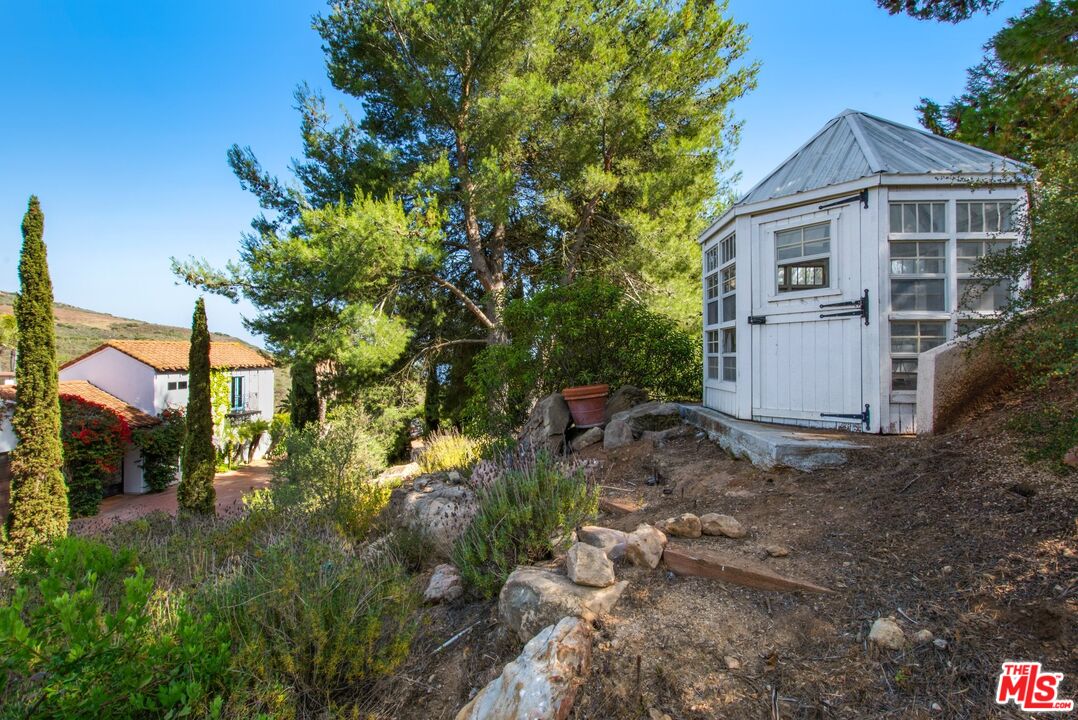 3960 Decker Edison Road Malibu, CA 90265 - Photo 60 of 75