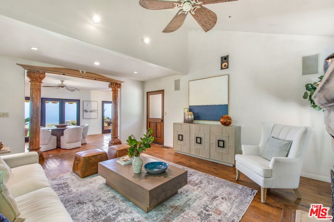 3960 Decker Edison Road Malibu, CA 90265 - Photo 6 of 75