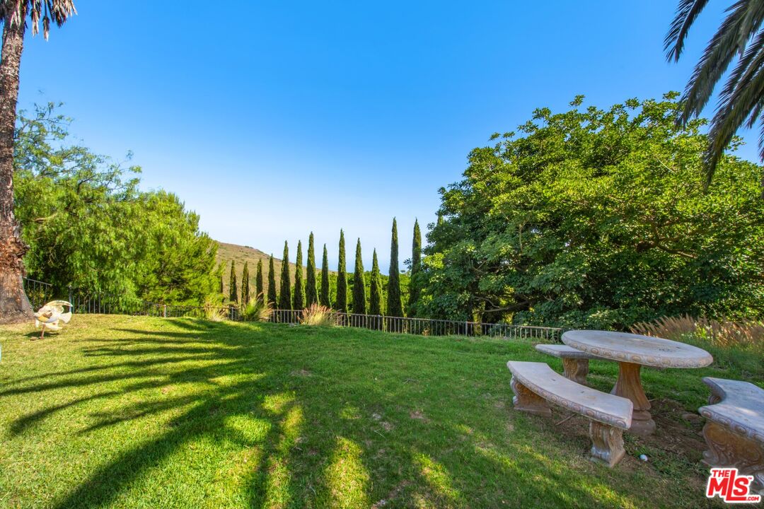 3960 Decker Edison Road Malibu, CA 90265 - Photo 72 of 75