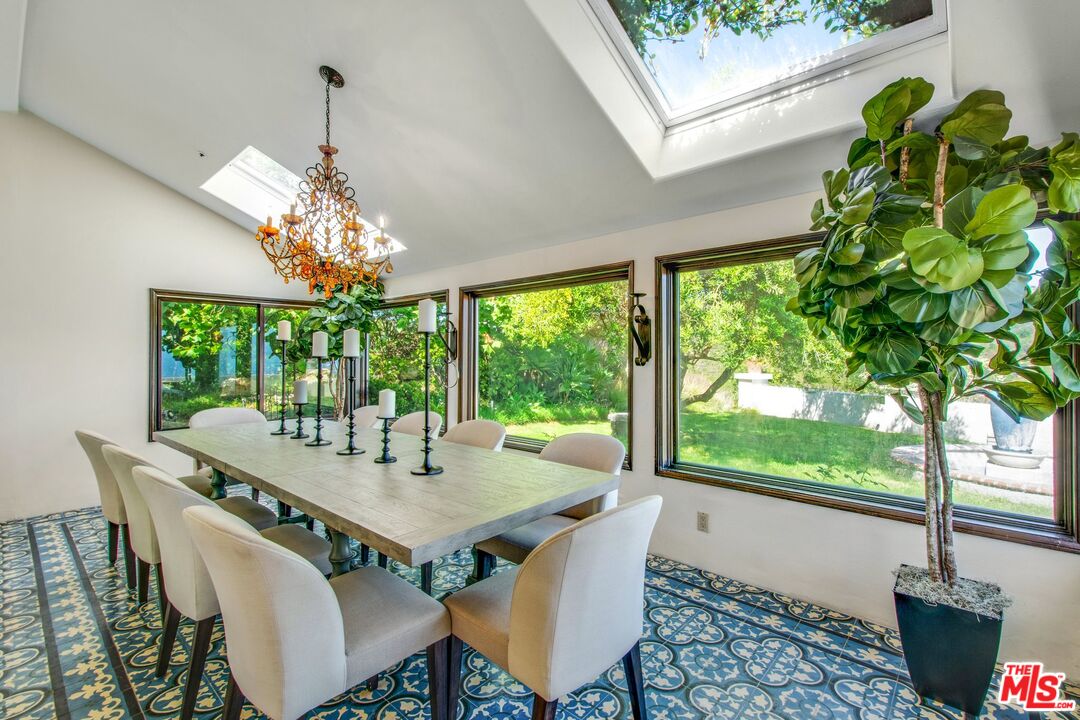 3960 Decker Edison Road Malibu, CA 90265 - Photo 10 of 75