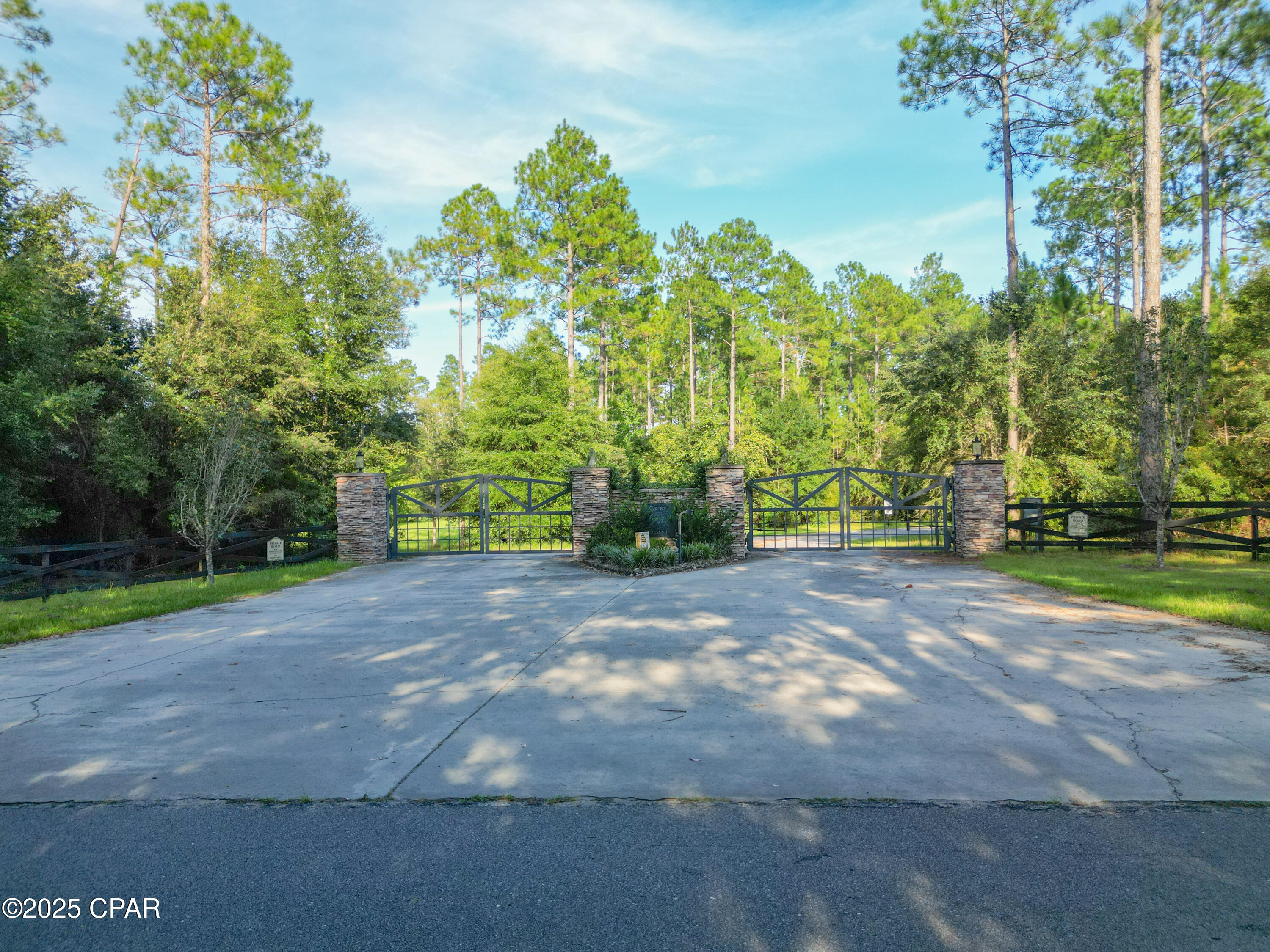 4477 Cypress Crossing Road Vernon, FL 32462 - Photo 17 of 18